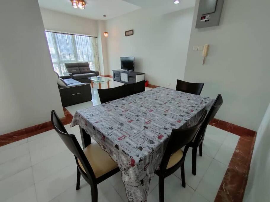 Kuching City 3Bedrooms Apartment Eksteriør billede